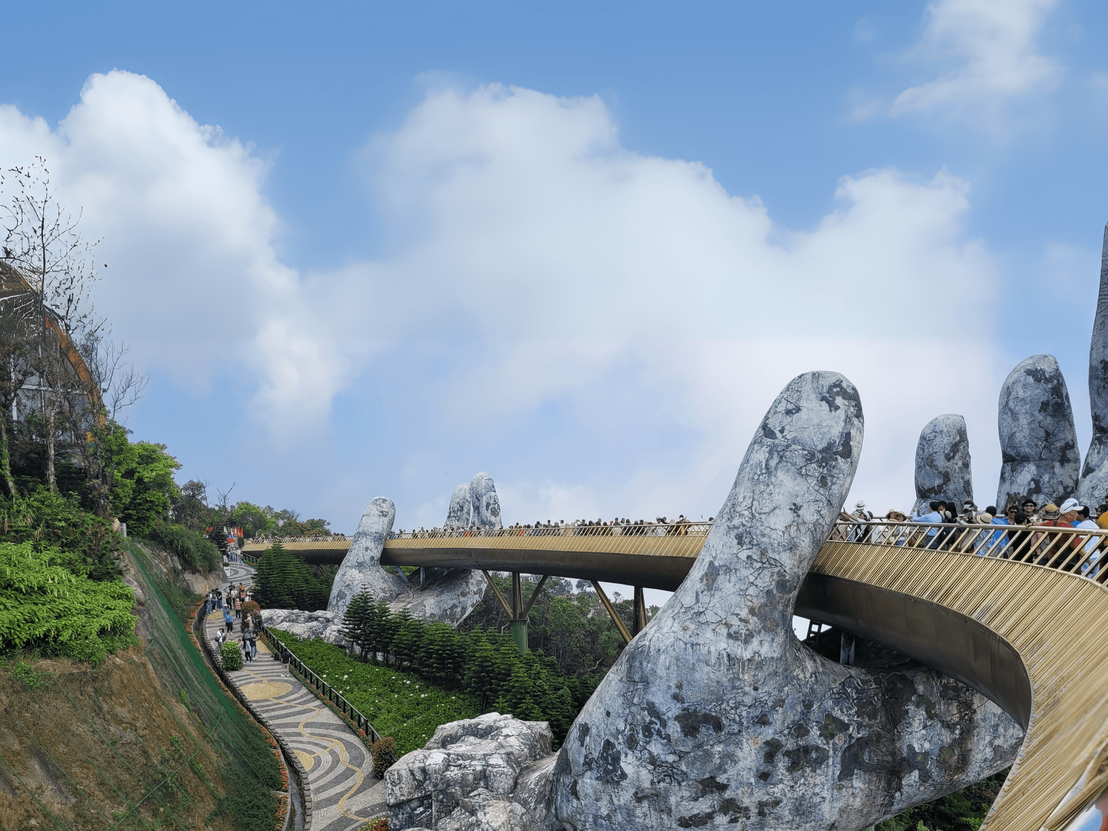 Picture taken by Anish at Golden Bridge Ba Na Hills, Vietnam